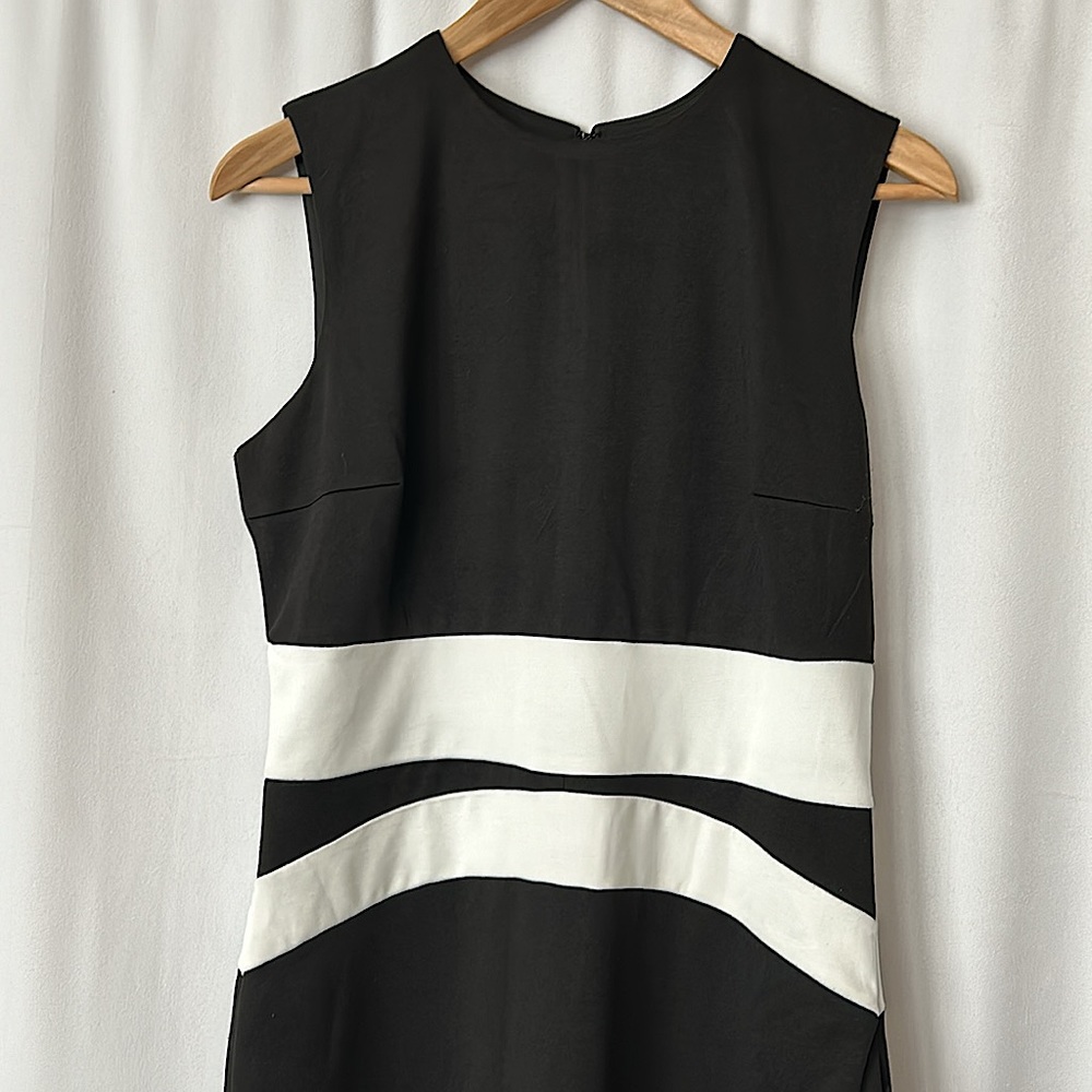 Alexia Admor NWT Sexy Black/White Bodycon Dress **Size M** 🔥🔥 - Picture 3 of 5